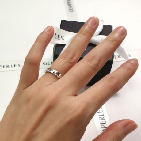 Fede Nuziale Donna Segno d'Amore - Oro Bianco, Diamanti | Gemperles