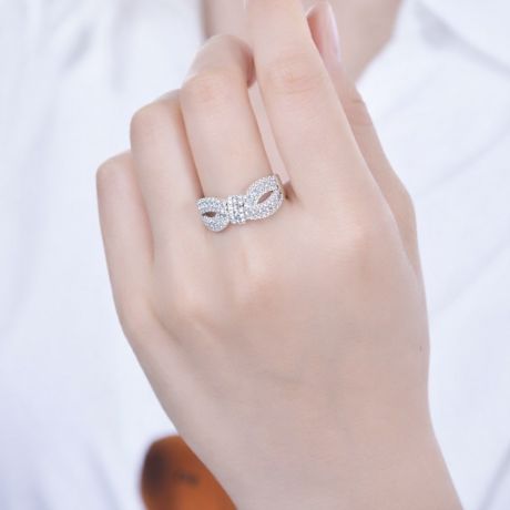 Anello Mandalay I Nodo in Oro Bianco, Diamante