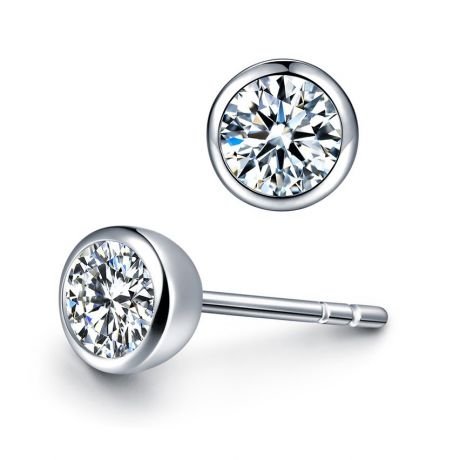 Orecchini a chiodo diamanti incastonati chiusi 0.40ct. Platino. Carati personalizzabile