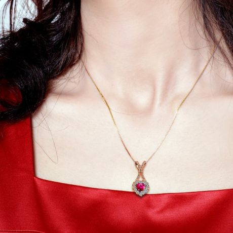 Ciondolo Rubacuori - Oro rosa, Rubini e Diamanti