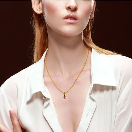 Ciondolo Madama in oro giallo 18 carati - Rubino ovale e brillanti oro giallo