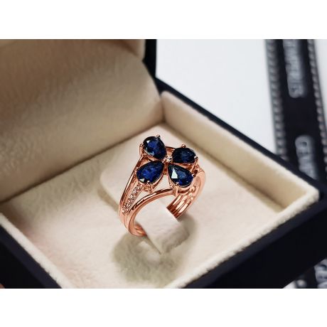 Anello da Donna Eucléia - Oro Rosa, Diamanti & Zaffiri Pera