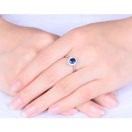 Solitario Composto Bouquet - Oro Bianco, Diamanti & Zaffiro Ovale