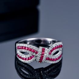 Anello Mandalay I Nodo Oro bianco, Rubini, Diamante
