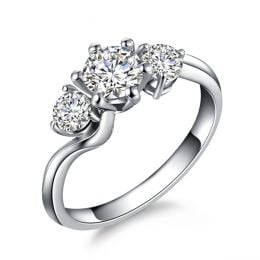 Anello di fidanzamento trilogia in oro bianco - 3 diamanti 0.20ct