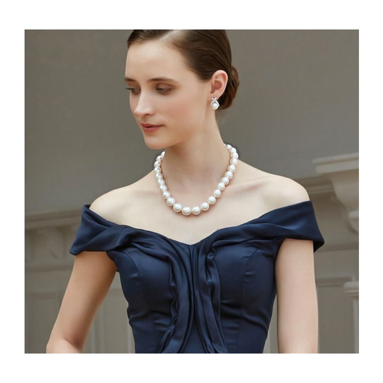 Collana Marie Antoinette Alta gioielleria. Perle d'Australia bianche 15/17mm - 2