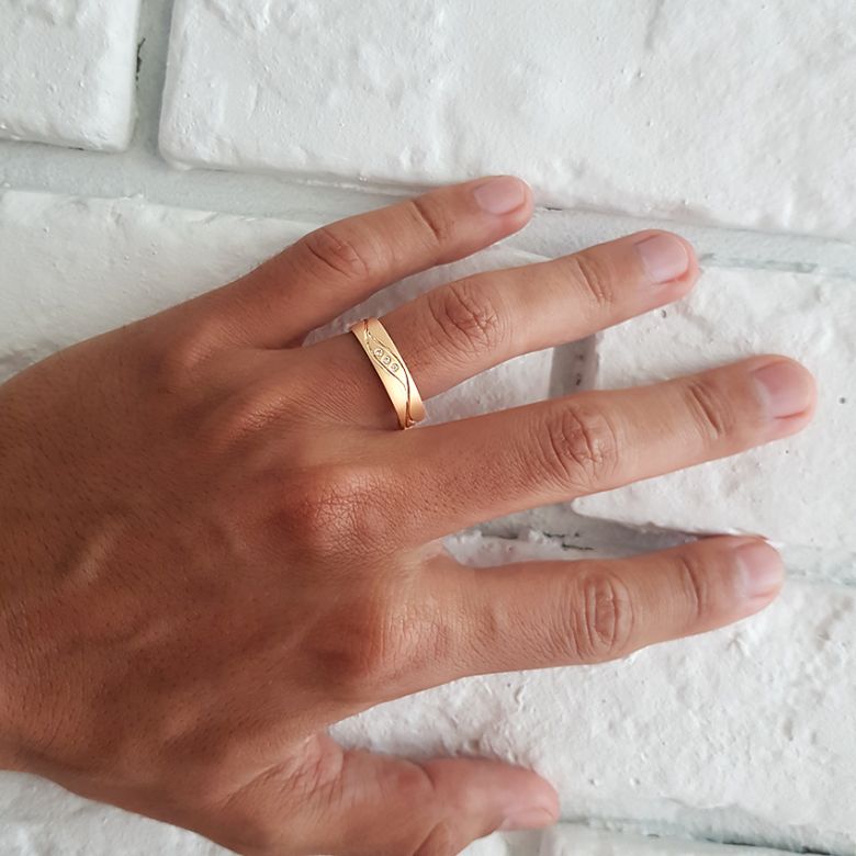 Fede Uomo - Oro giallo 5.50gr - Diamanti 0.030ct - Piacere - 7