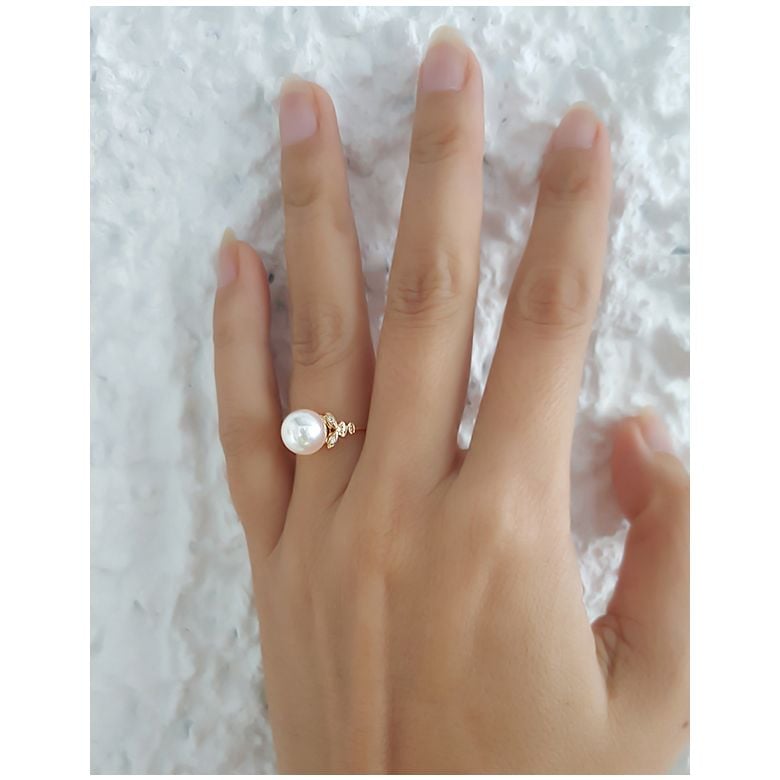 Anello Sayuri - Oro Giallo, Diamanti e Perla Akoya Bianca - 4