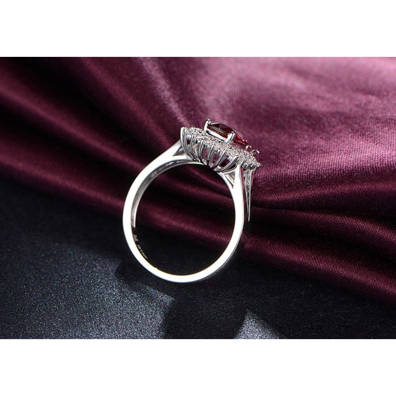 Anello Scintillante - Oro Bianco, Rubino Cuscino & Diamanti - 6