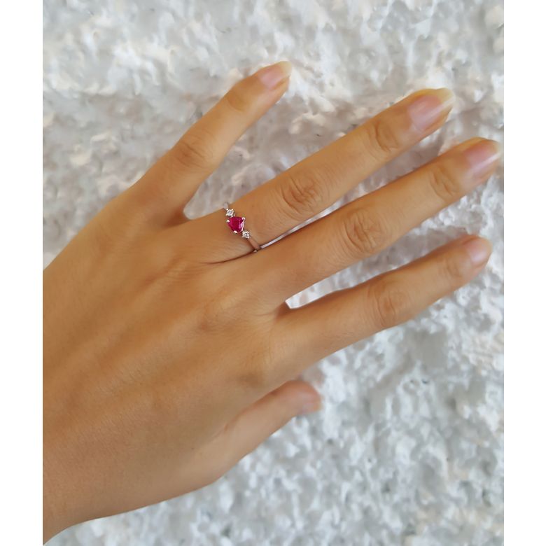 Anello Di Fidanzamento Cuore d'Amore - Oro Bianco, Diamanti & Rubino - 6