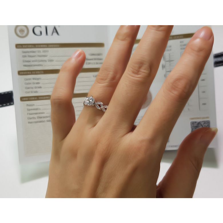 Anello di Fidanzamento Sensation - Oro Bianco e Diamante Solitario Composto | Gemperles - 1