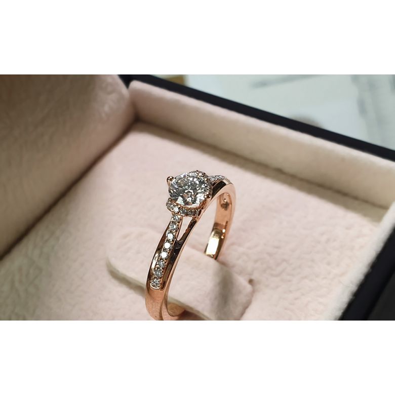 Anello di Fidanzamento Solitario Amelia - Oro Rosa 18kt & Diamanti | Gemperles - 8