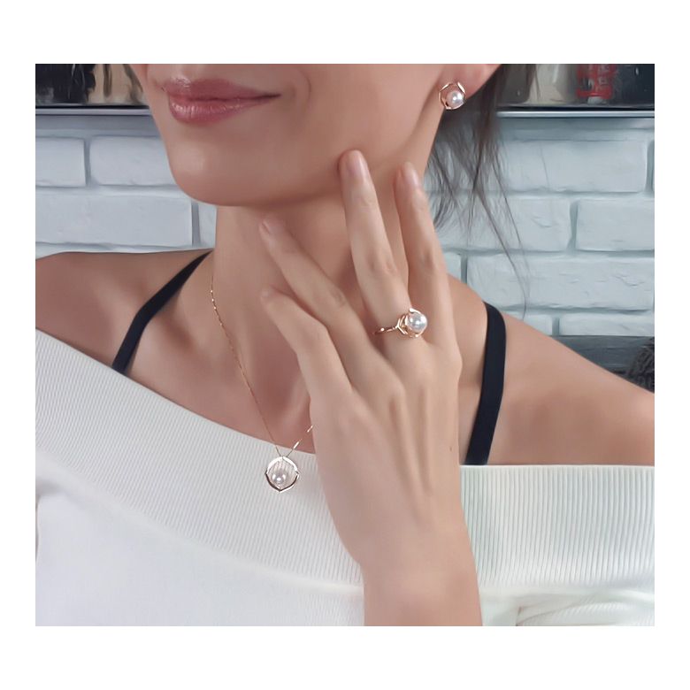 Ciondolo, Anello e Orecchini Coco Chanel. Perle Akoya, Oro giallo, Diamanti - 12