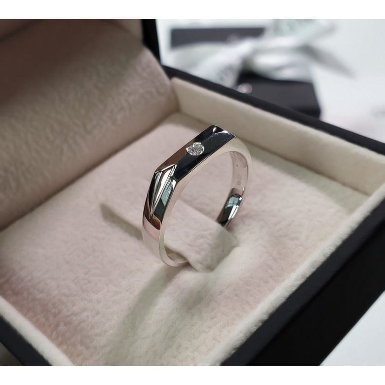 Fede Uomo - Oro bianco 2.88gr - Diamante 0.045ct - 5