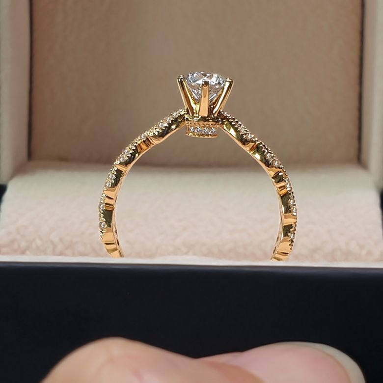Anello di Fidanzamento Sensation - Oro Giallo e Diamante Solitario Composto | Gemperles - 7