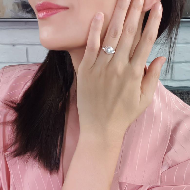 Anello Kiku - Oro Bianco, Diamanti e Perla Akoya Bianca - 3
