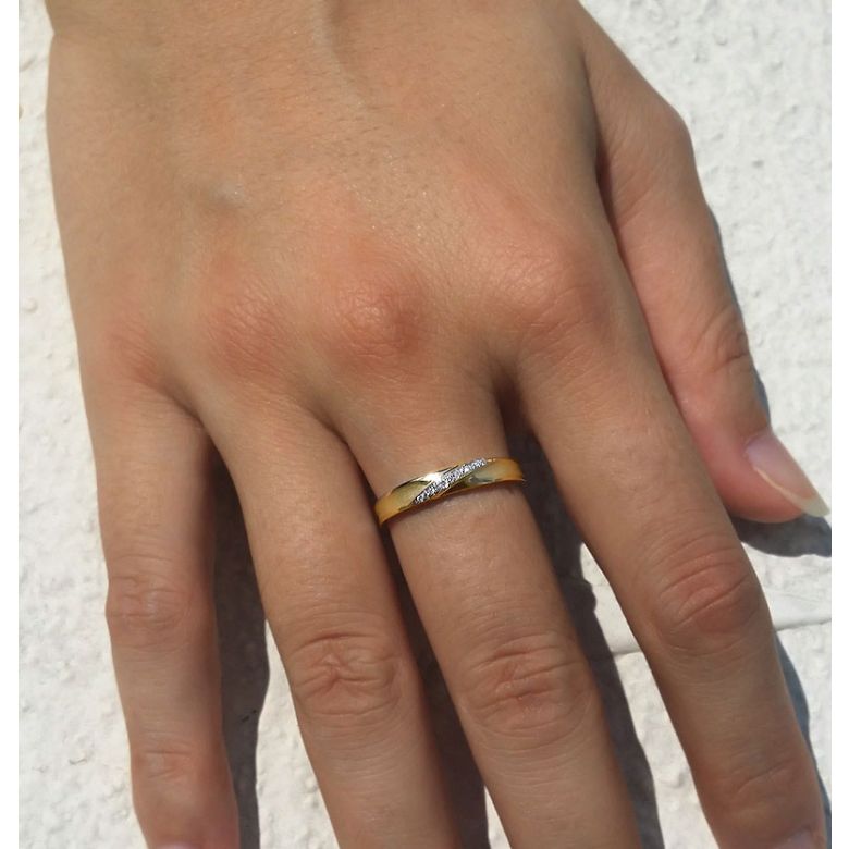 Fede Nuziale Donna Emilia - Oro Giallo 18kt e Diamanti VS/G - 1