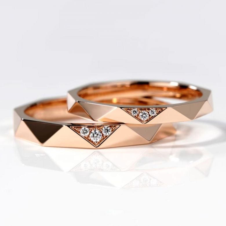 Fede nuziale de Matrimonio Triangulaire in Oro Rosa 18ct con Diamanti - 2