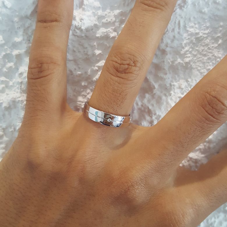 Fede Uomo - Platino 4.92gr - Diamante 0.008ct - 4