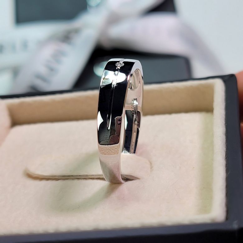 Fede Uomo - Platino 4.92gr - Diamante 0.008ct - 6