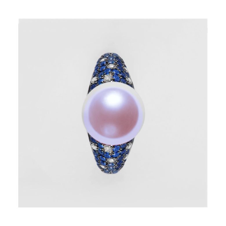Anello L'Enchanteur - Oro Bianco, Zaffiri, Diamanti & Perla d'Acqua Dolce - 4