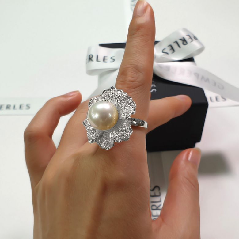 Anello Ajourées - Perla dei Mari del Sud Bianca e Oro Bianco - 5