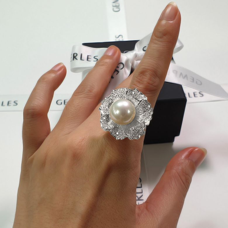 Anello Ajourées - Perla dei Mari del Sud Bianca e Oro Bianco - 8