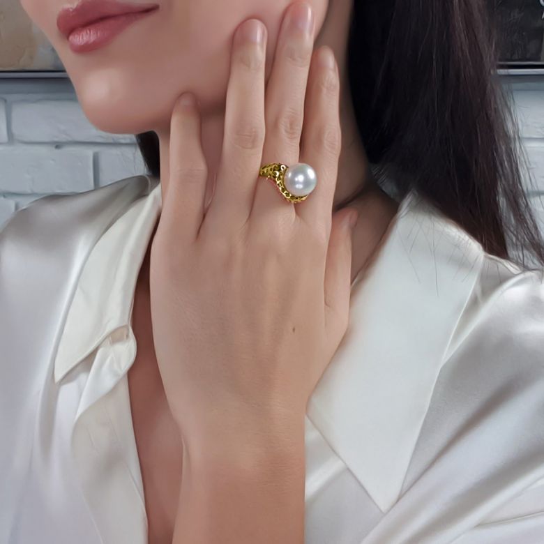 Anello Corallo - Perla dei Mari del Sud Bianca e Oro Giallo - 4