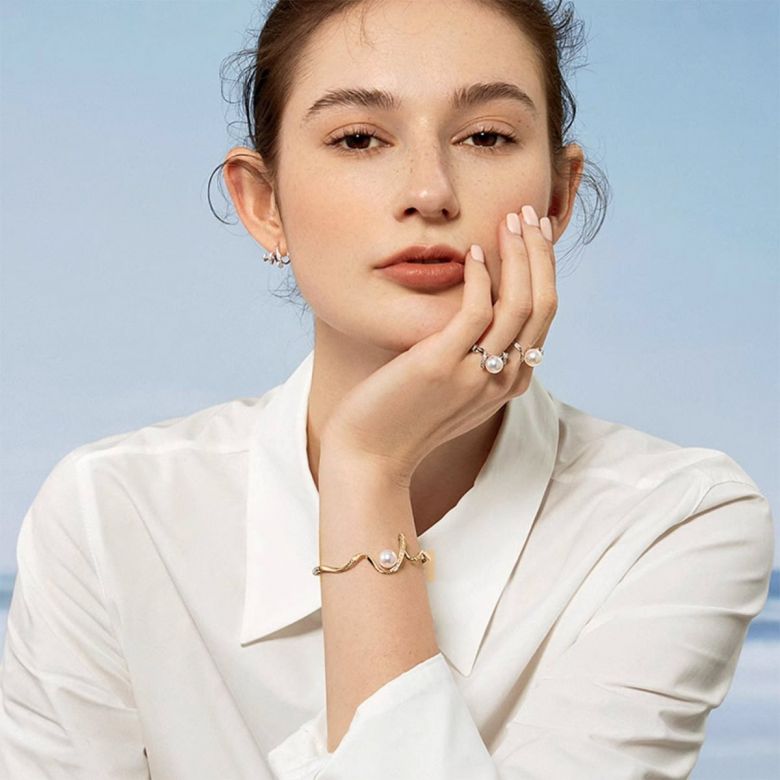 Braccialetto Ondine - Perla Akoya, Oro Giallo, Diamanti - 3