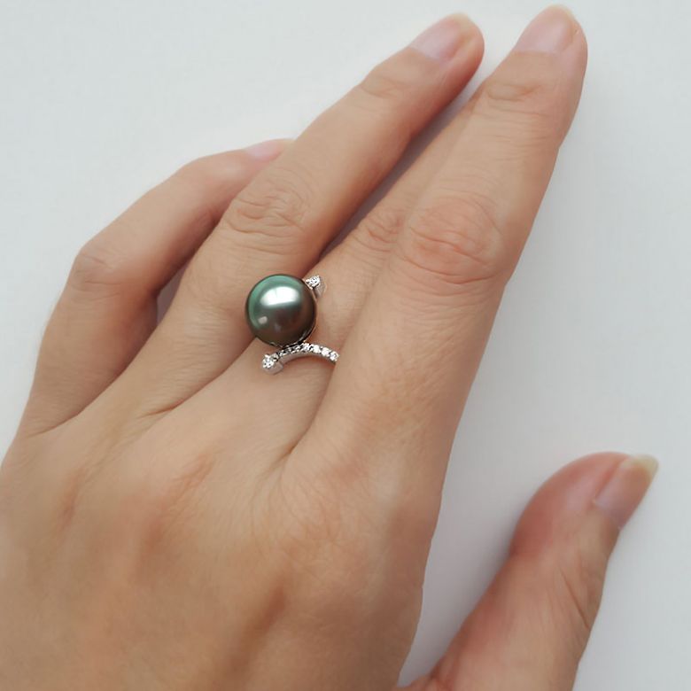 Anello Sous le Vent - Oro Bianco, Diamanti e Perla di Tahiti - 9