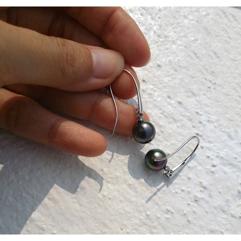 Orecchini Gancio Janet - Perle di Tahiti Nere, Diamanti e Oro Bianco - 6