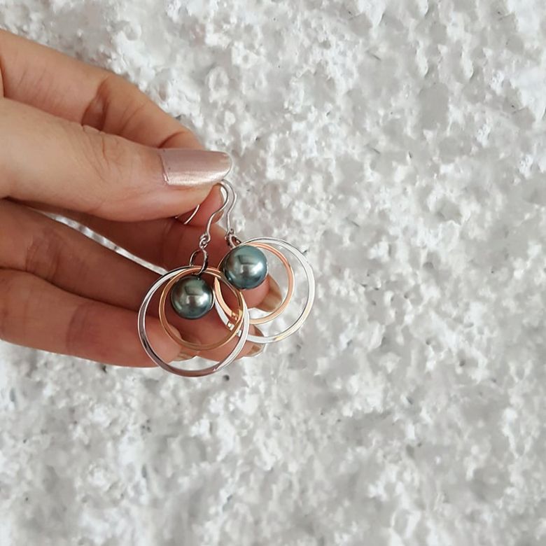 Orecchini a Cerchio Samotrace - Perle di Tahiti Nere, 2 Ori oro bianco e rosa - 5