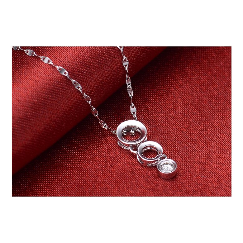 Ciondolo contemporaneo oro bianco a forma di O - Diamante incastonato chiuso 0.10ct - 4