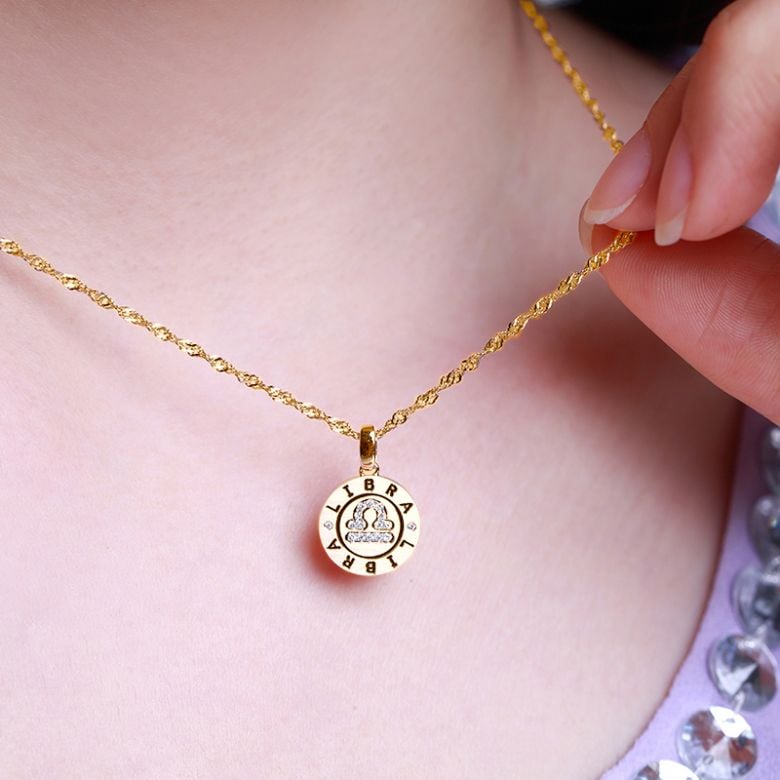 Ciondolo Libra Oro giallo. Segno della bilancia. Zodiaco - 7