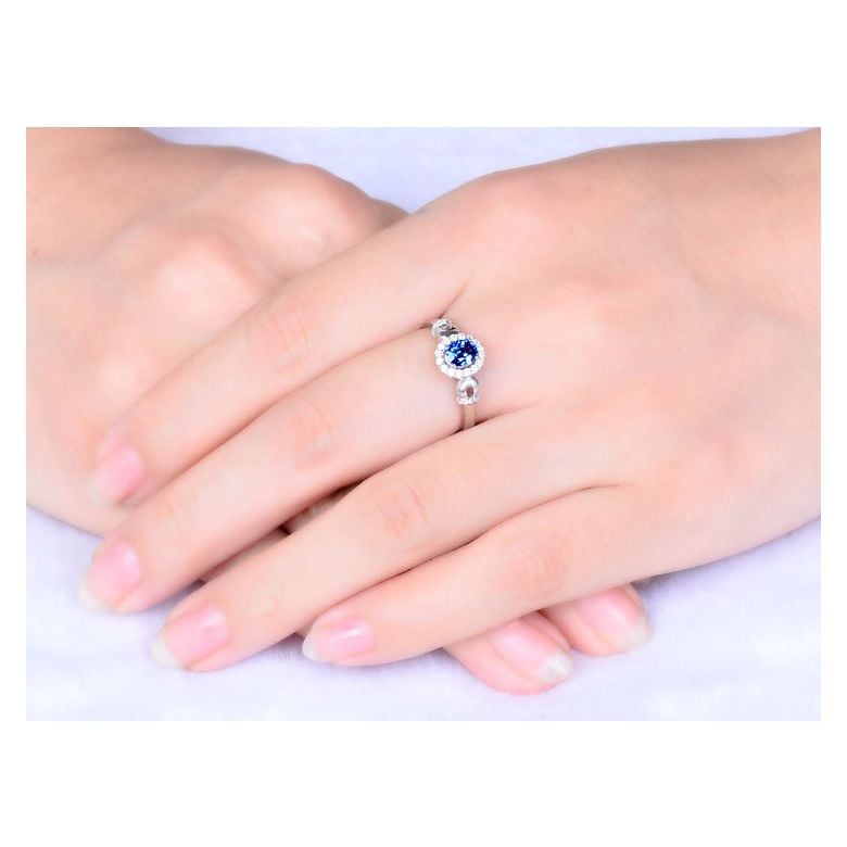Anello di Fidanzamento Profondo - Oro Bianco, Diamanti & Zaffiro Blu Ovale - 2