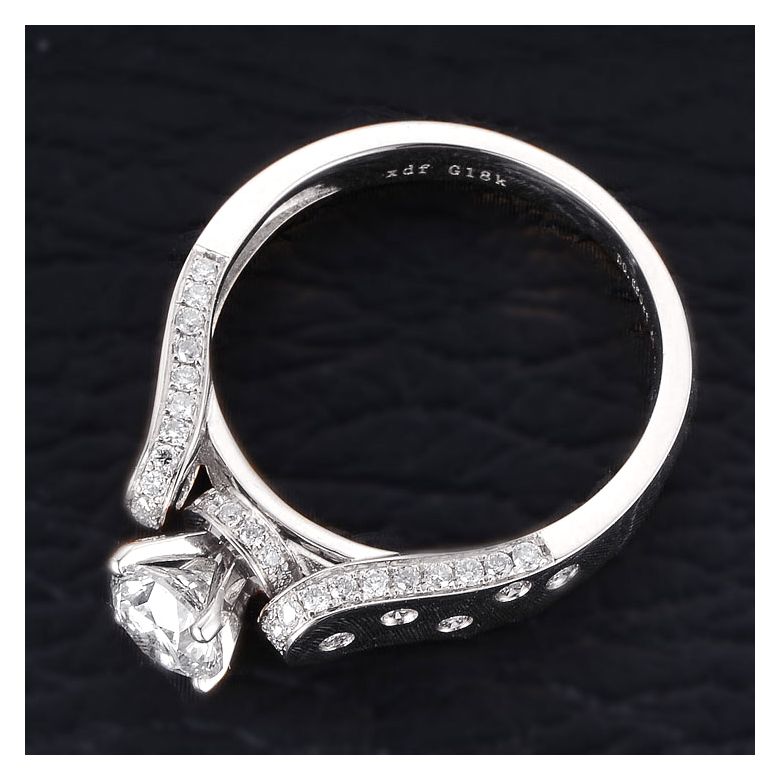 Anello Solitario di Fidanzamento Oro bianco. Diamanti 0.80ct - 5