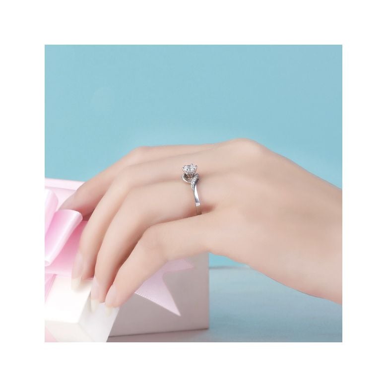 Anello Solitario di Fidanzamento Laccio - Oro Bianco & Diamanti | Gemperles - 6